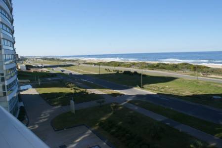 Apartamento en venta y alquiler temporario Brava 3 dormitorios